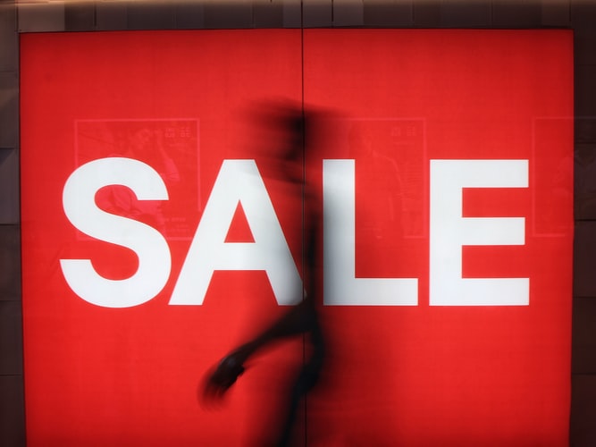 Five largest retailers in USA based on Sales