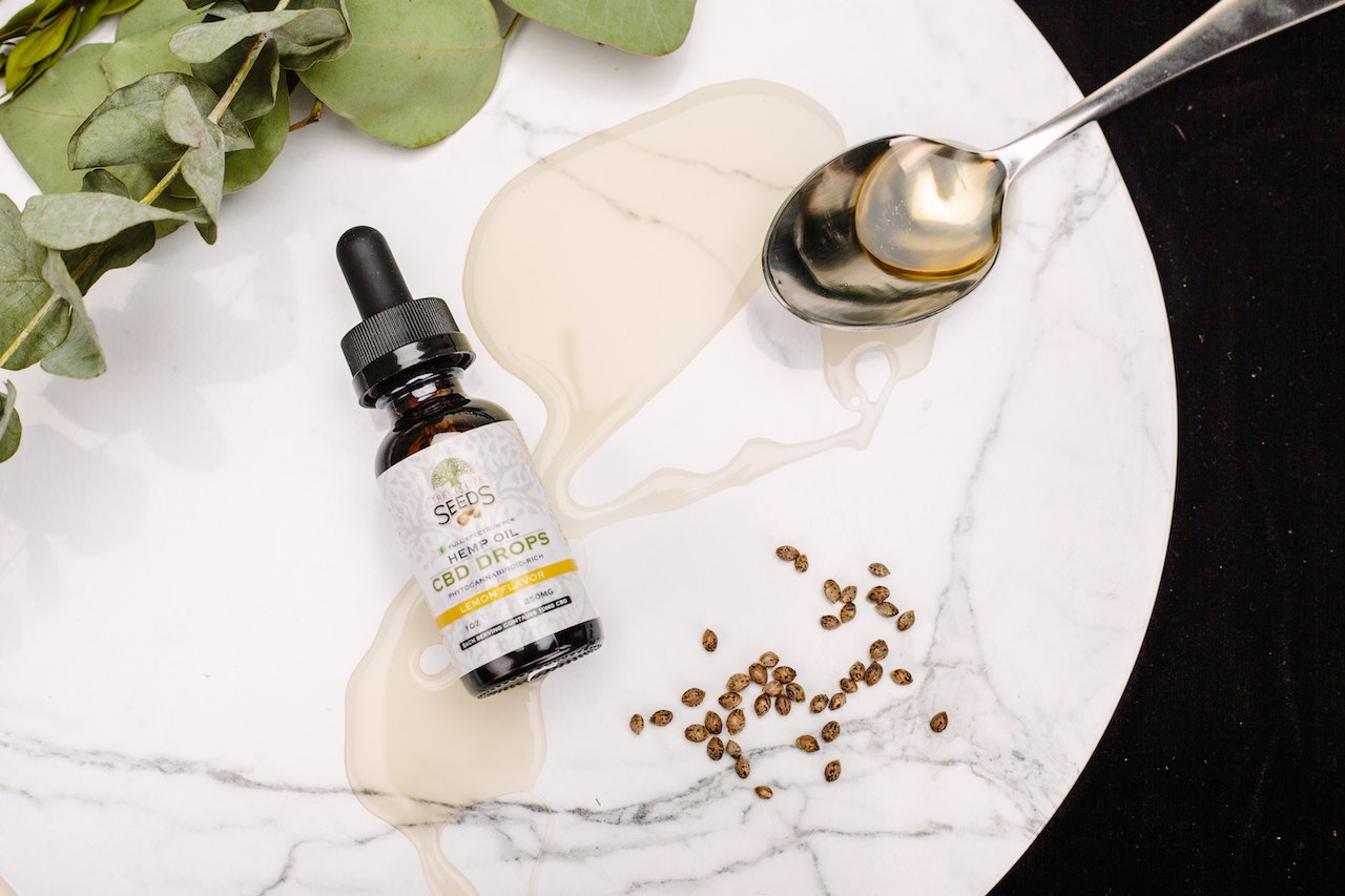 photo of a CBD oil supplement