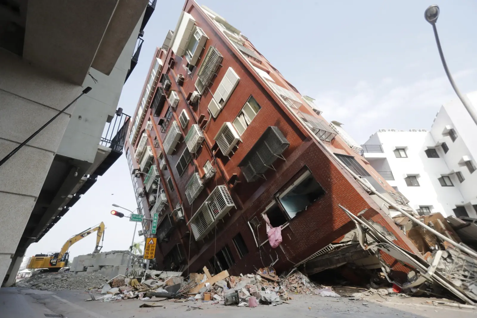 The Ultimate Earthquake Survival Guide: Essential Steps for Every Location