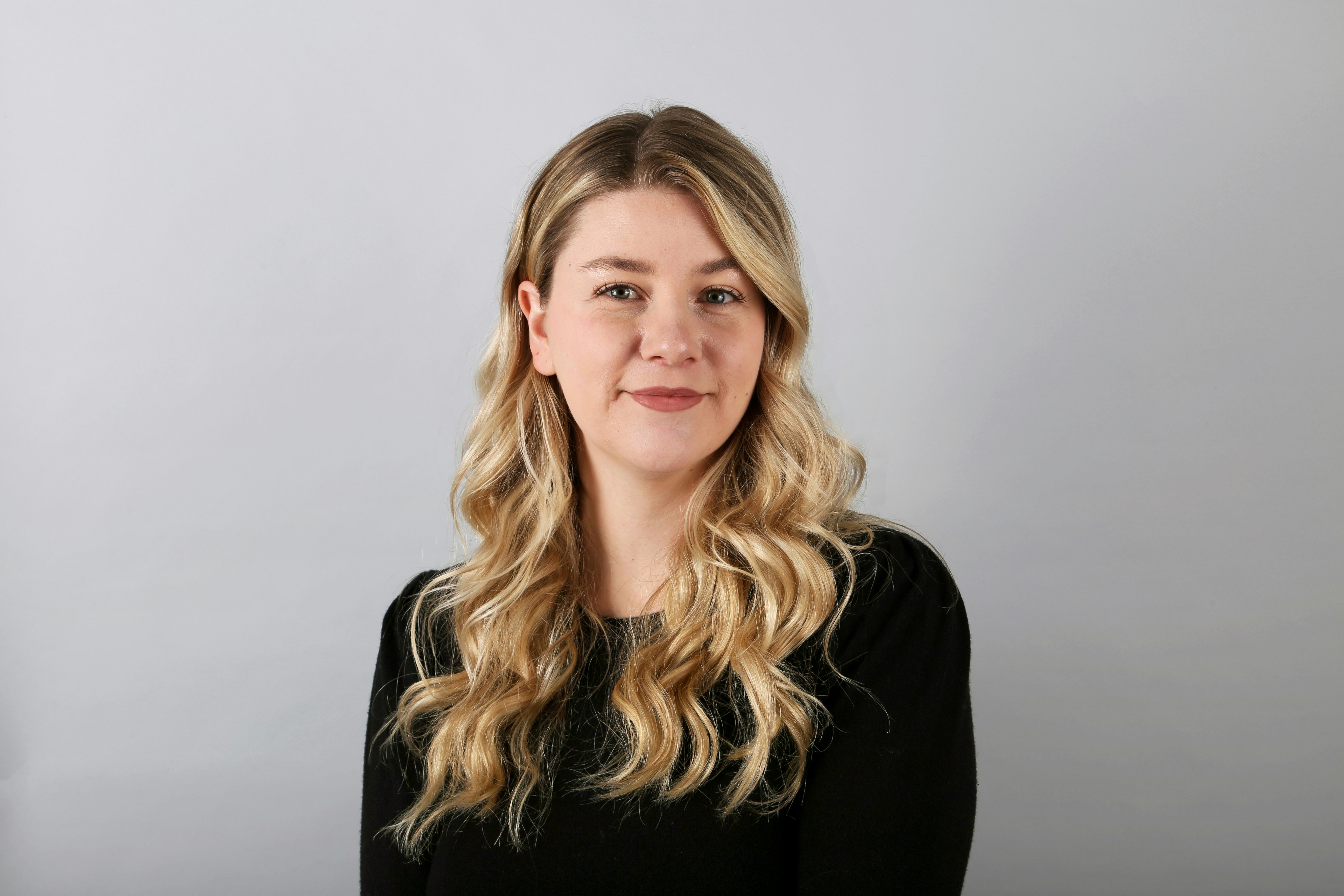 Best Free AI Headshot Generators for LinkedIn in 2026