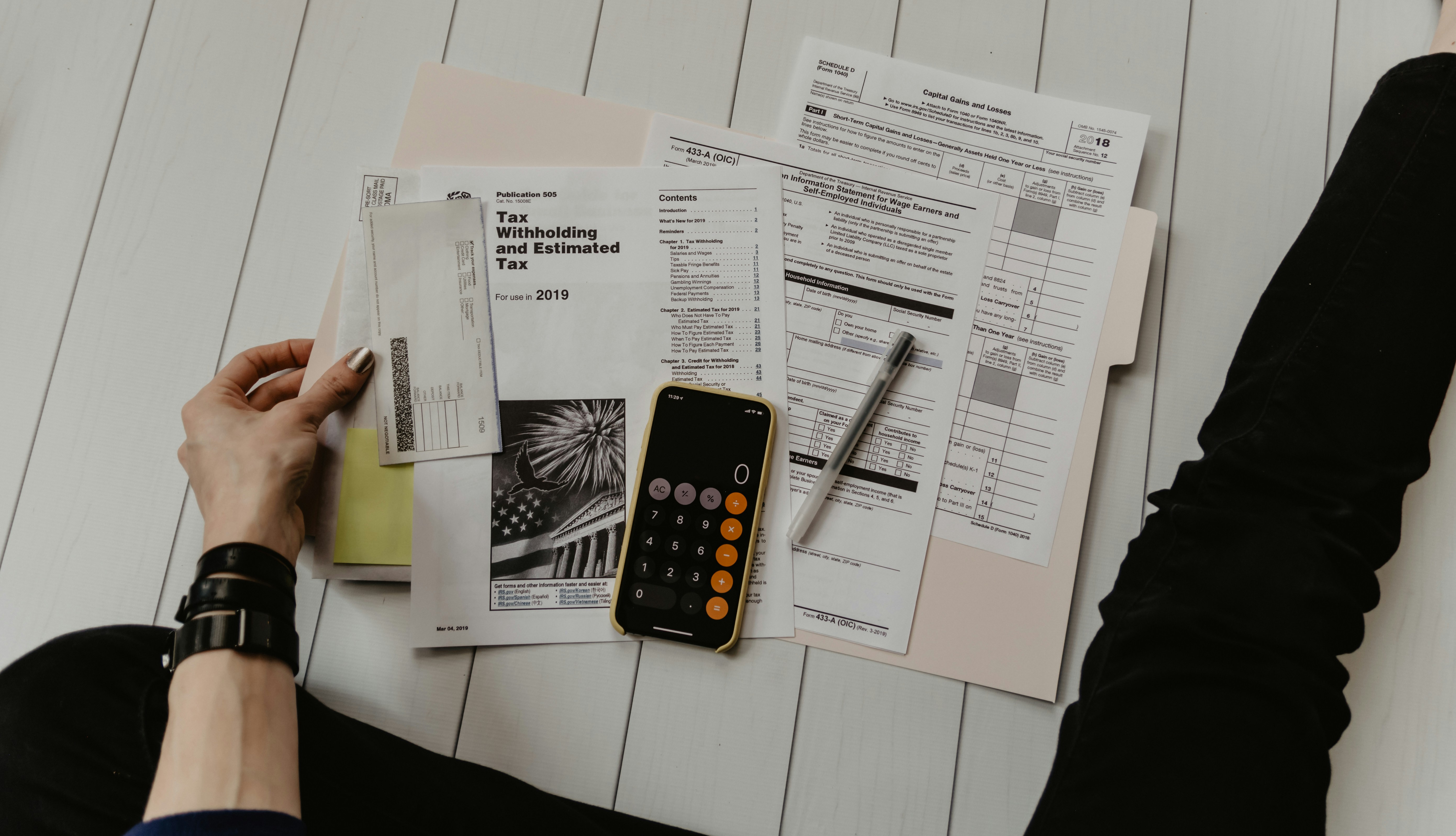 How to Cash Out Crypto to a Bank Account and Legally Minimize Tax