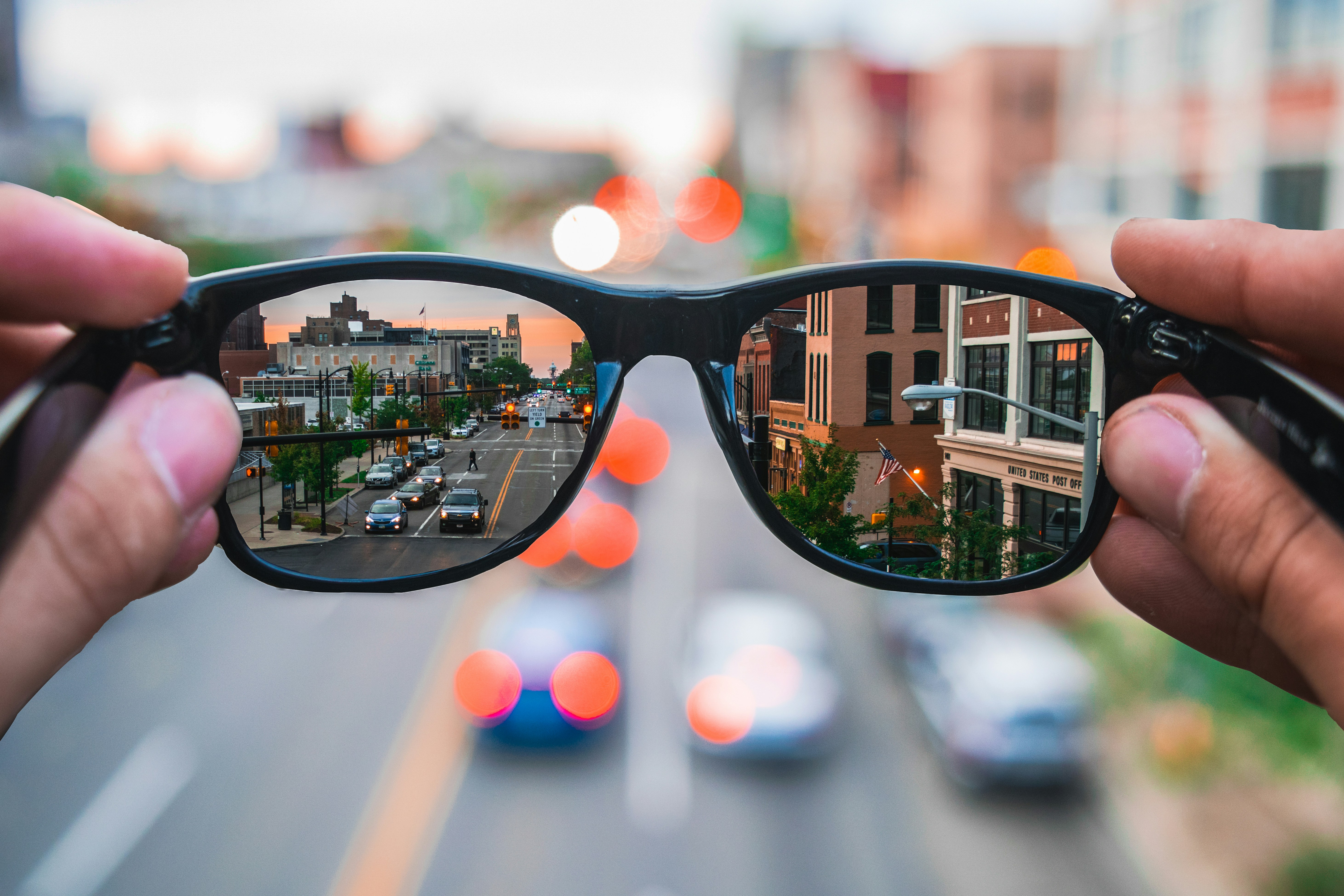 Best AR Smart Glasses for Daily Use in 2026: Meta Ray-Ban vs XREAL